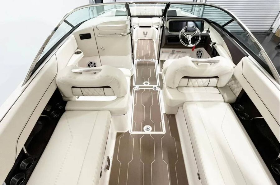 2025 Regal LX6, photo 8 of 14